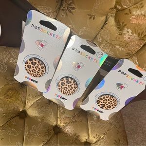 Pop sockets cheeta